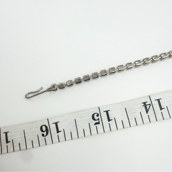 Vintage Rhinestone Necklace with Faux Pearls Adjustable Hook Closure - Picture 8 of 8